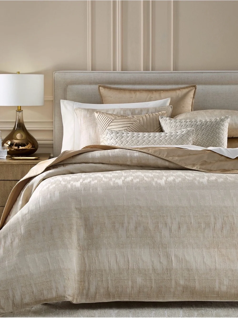 Hotel collection Macys GILDED STRIPE KING Cream and gold comforter set NEW NWT